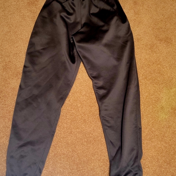 Nike dri fit small sweatpants - Picture 2 of 4